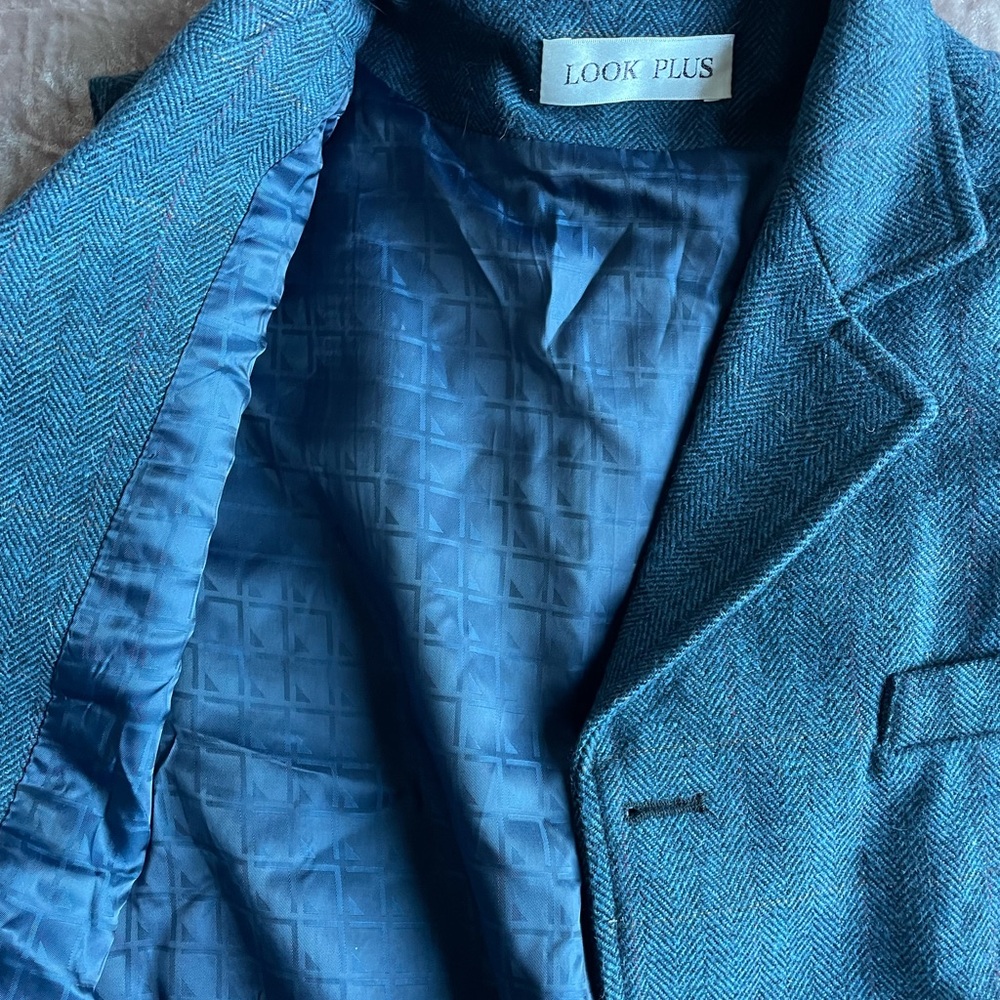Wool Vest - Picture 2 of 4